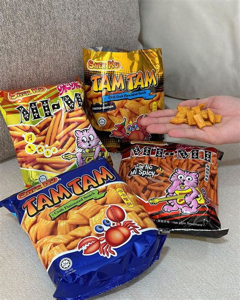 send snacks to malaysia.